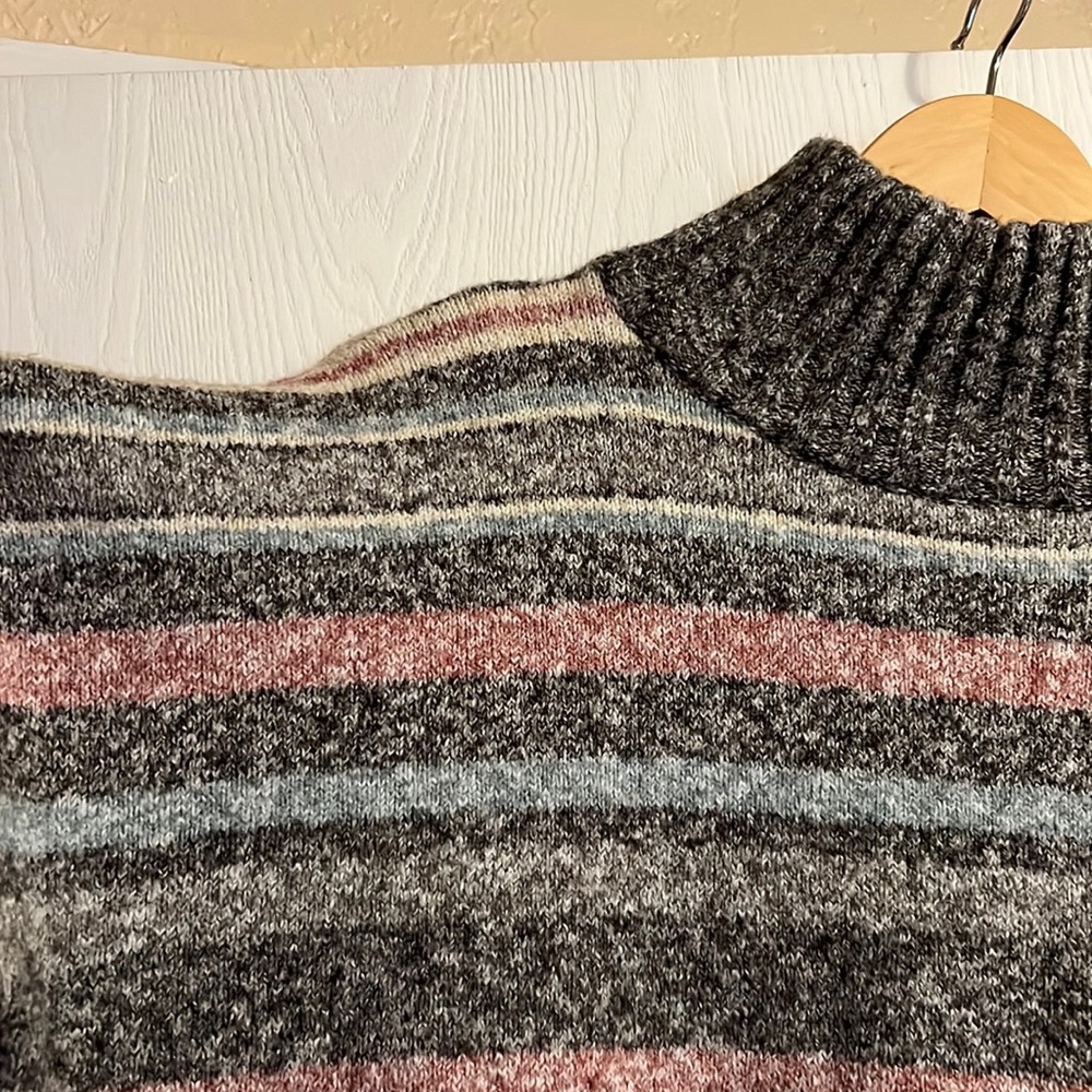 Eddie Bauer turtleneck